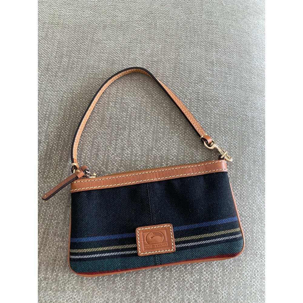 Dooney & Bourke Tartan Large Zip Wristlet Black Color Stripes Leather Trim Luxe